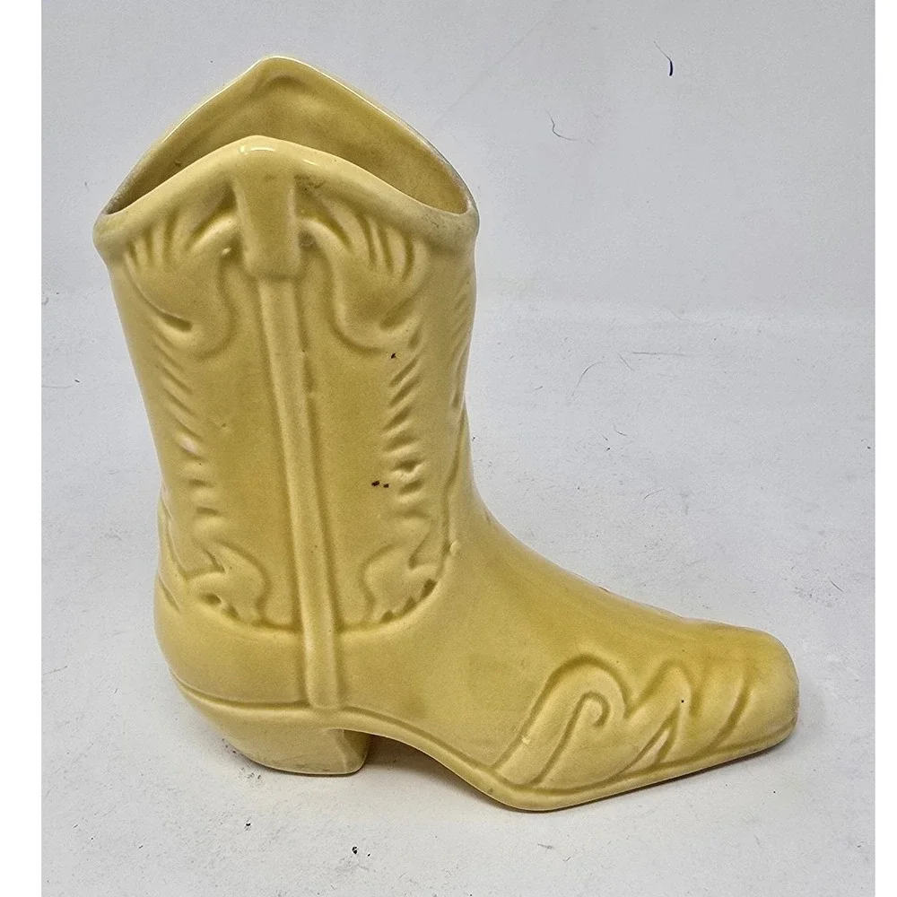 Vintage Bobby McGee's ceramic yellow mug vase cowboy western boot whimsical